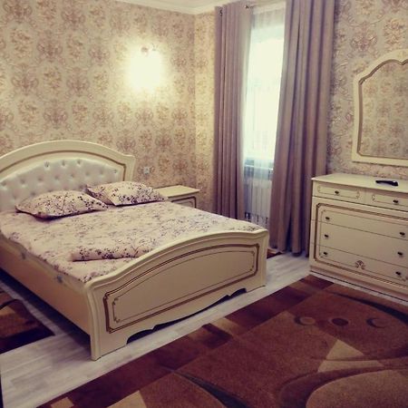 Askar Hotel Simkent Buitenkant foto