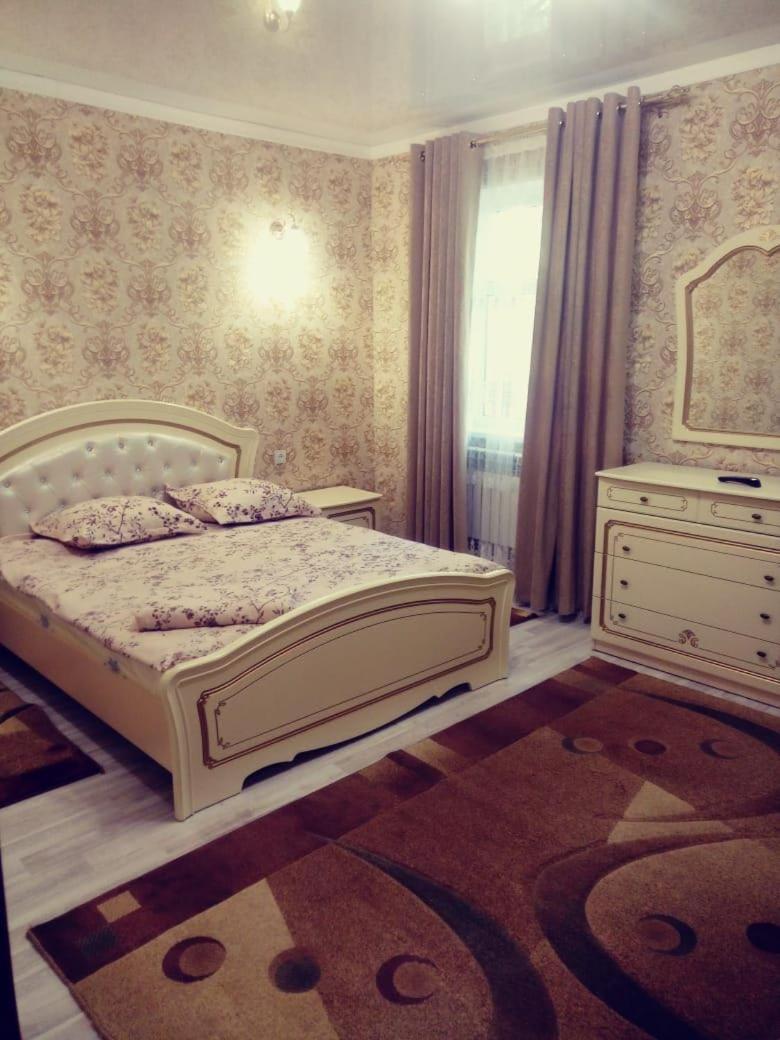 Askar Hotel Simkent Buitenkant foto