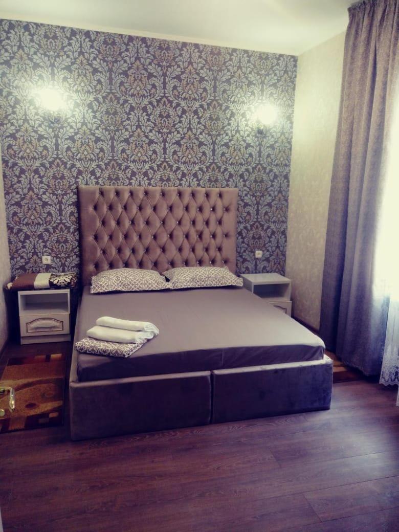 Askar Hotel Simkent Buitenkant foto