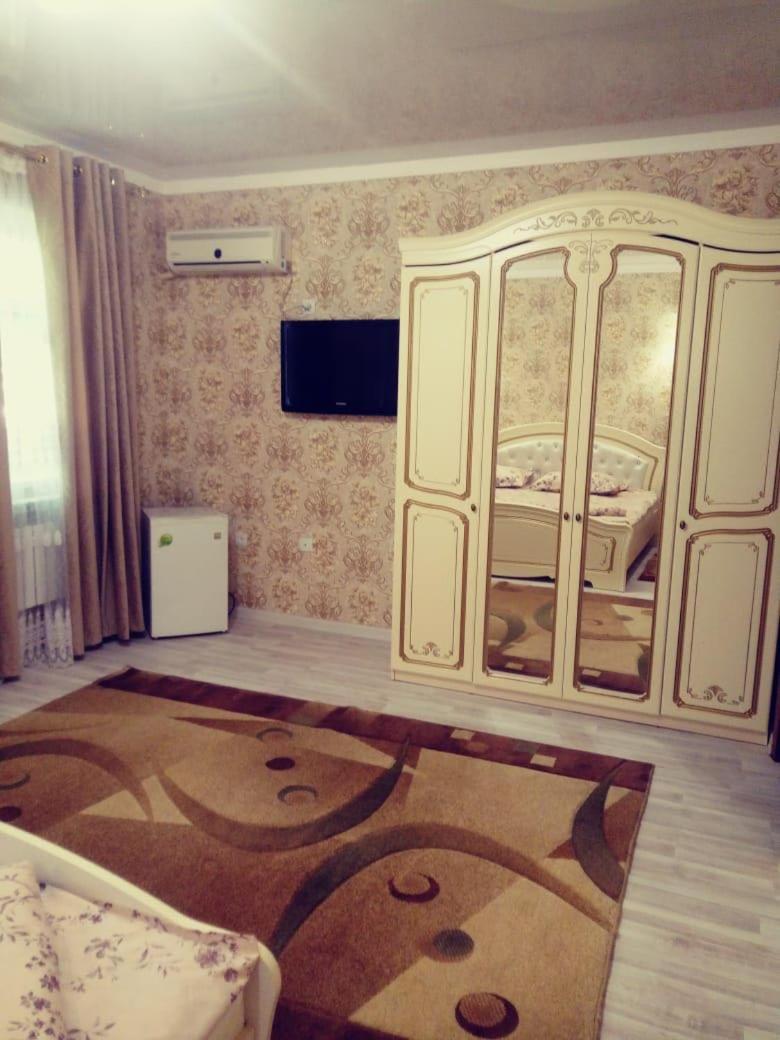 Askar Hotel Simkent Buitenkant foto